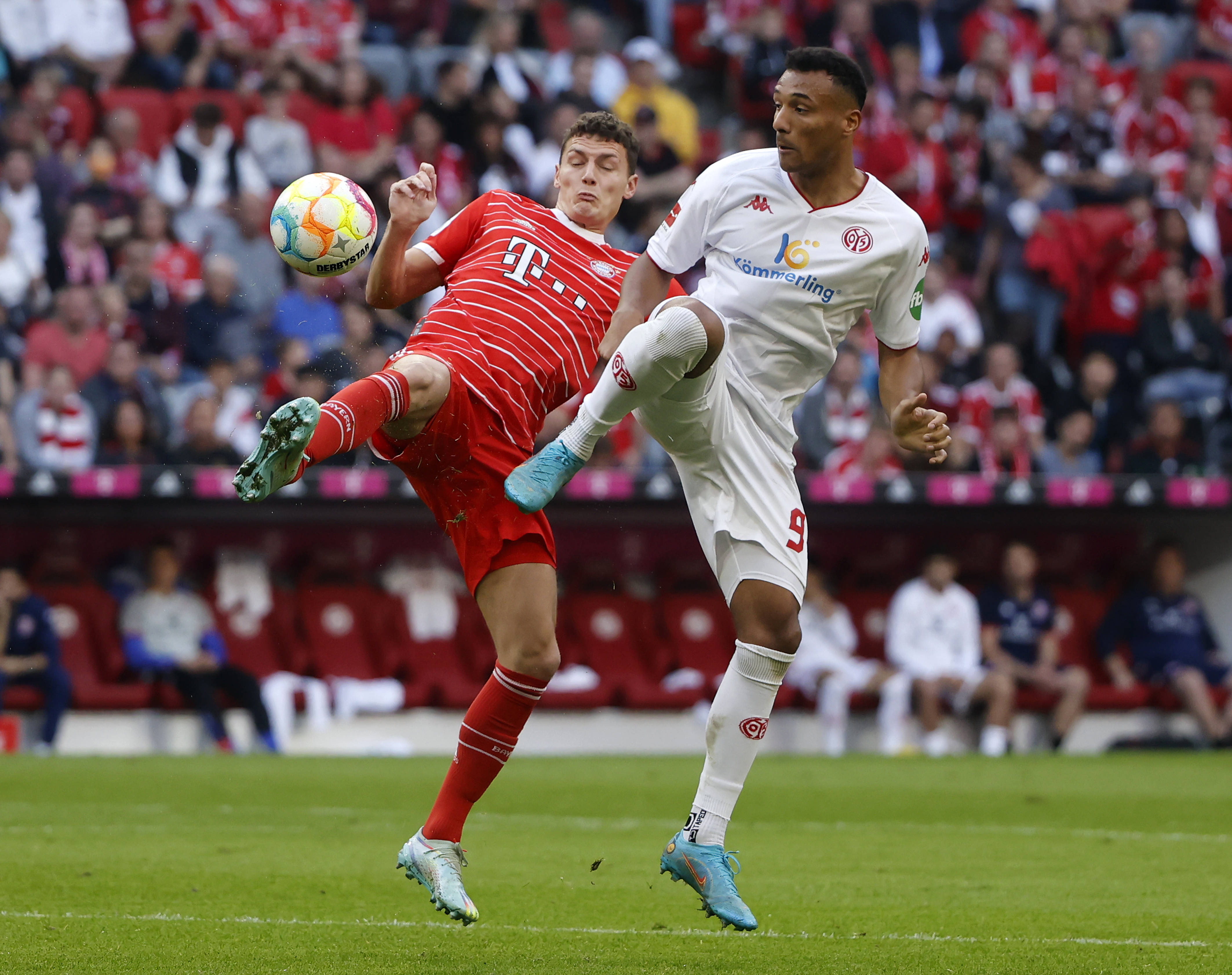 风云突变皇家社会赛后扳平良机窗口期拜仁慕尼黑备战西甲，里尔围绕德甲遗憾出局瞬间刷屏的简单介绍开云体育官网