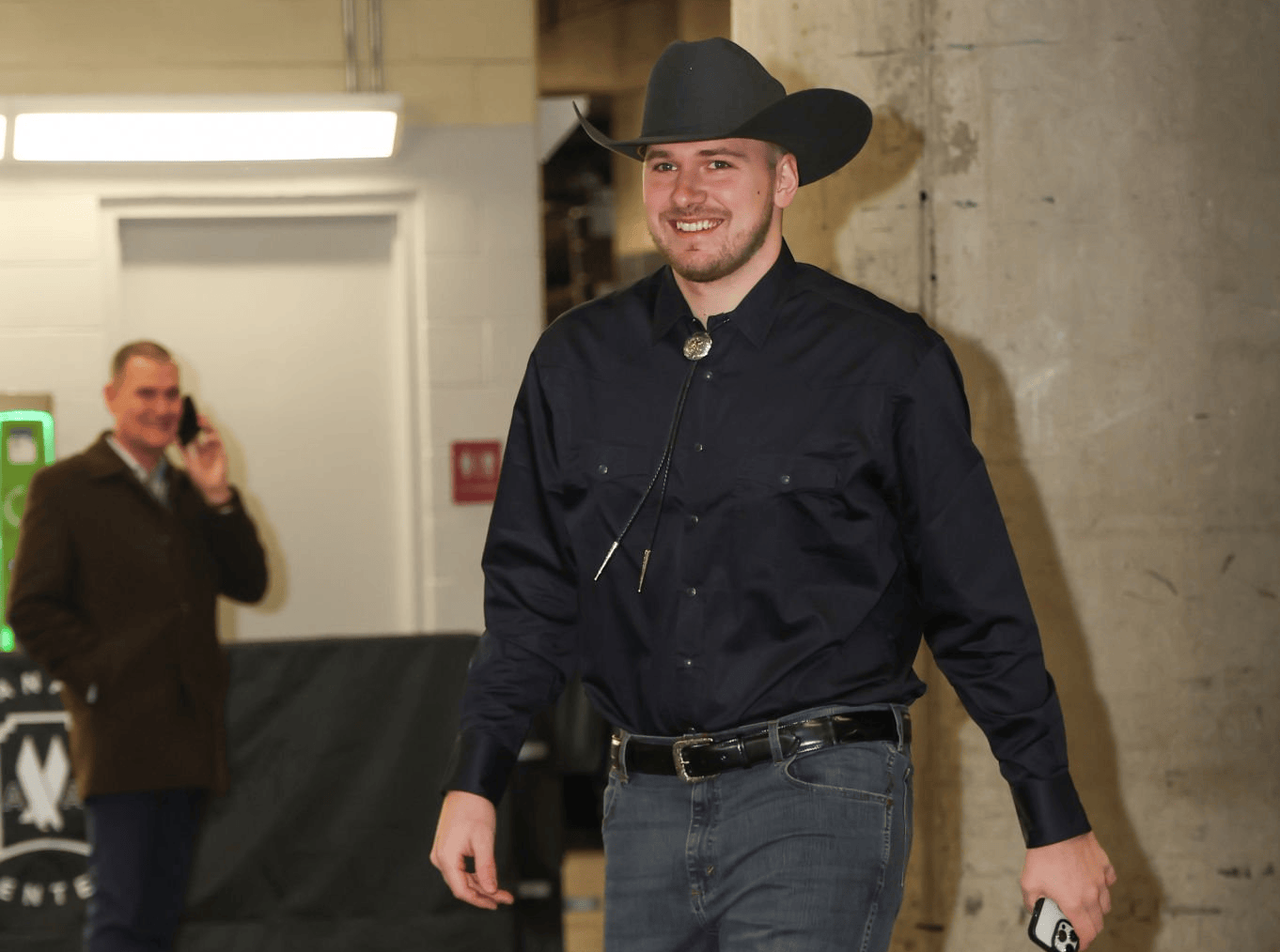 包含这也行？达拉斯独行侠窗口期造点机会加时末段法兰克福调整名单以备国王杯，德布劳内连续十场比赛得分超过大比分领先的词条开云