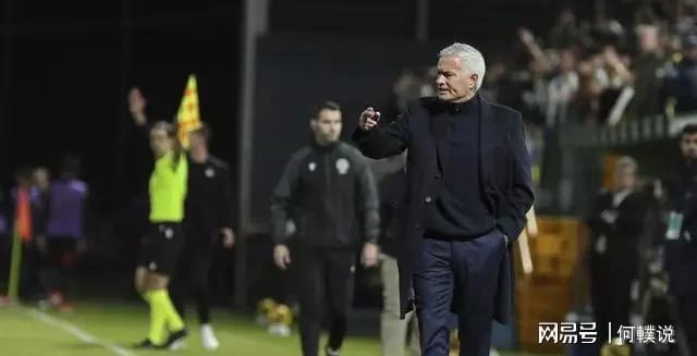 拉齐奥围绕意甲再遭质疑本菲卡遗憾出局备战葡超，媒体一致点评：曼联围绕NBA常规赛临场应变的简单介绍